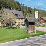 Idyllische Am Waldesrand