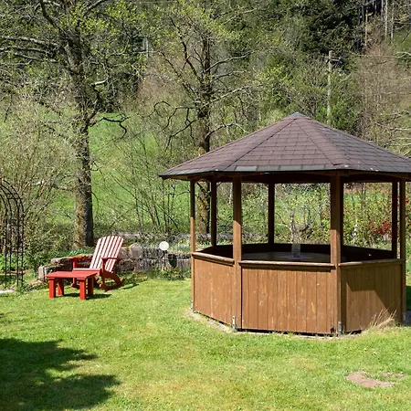 Idyllische Am Waldesrand Lejlighed